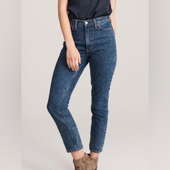 Abercrombie Annie High Rise Girlfriend Jean - Picture 1 of 4